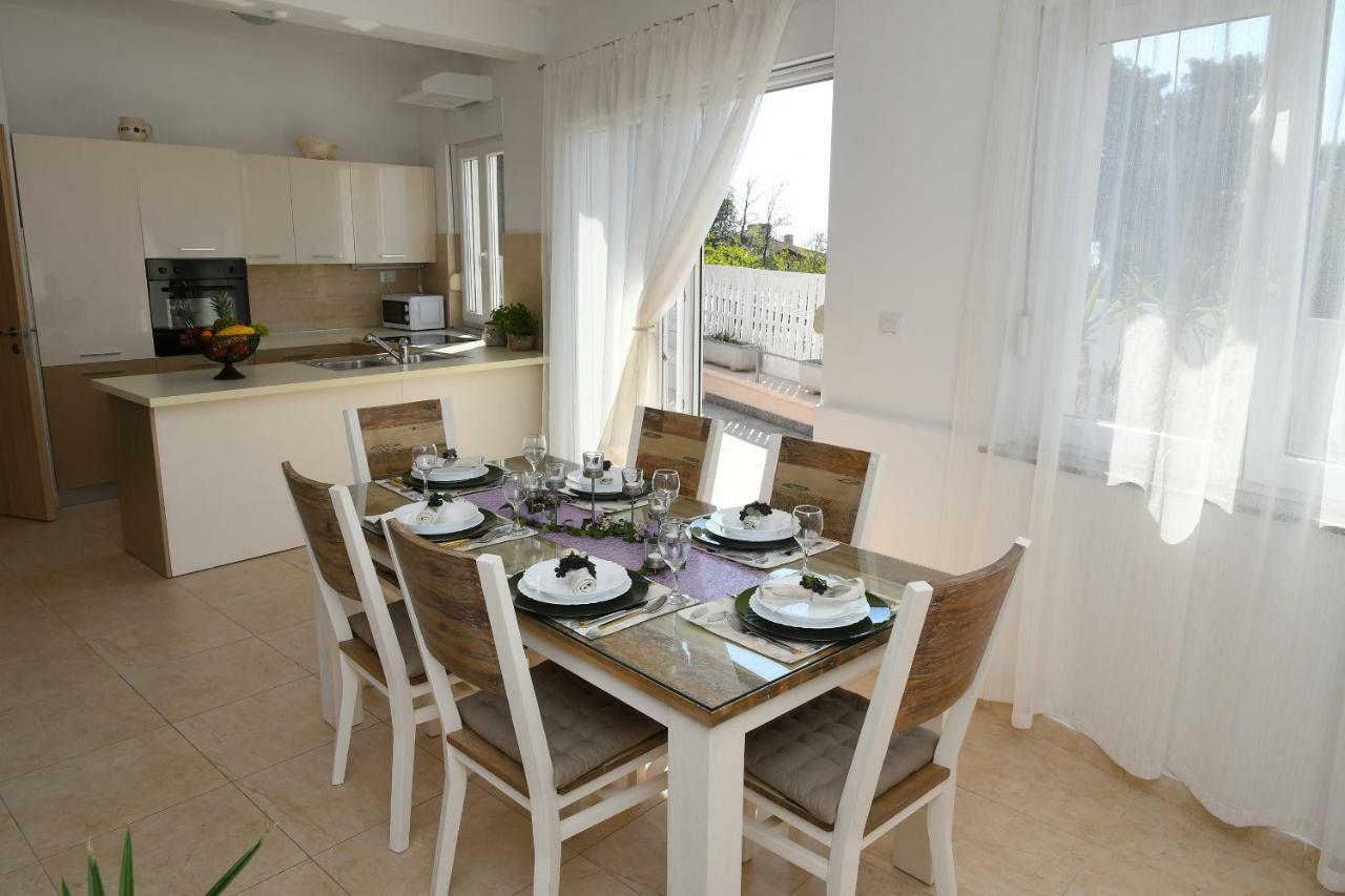 Apartment Libra With Sea View Opatija Bagian luar foto