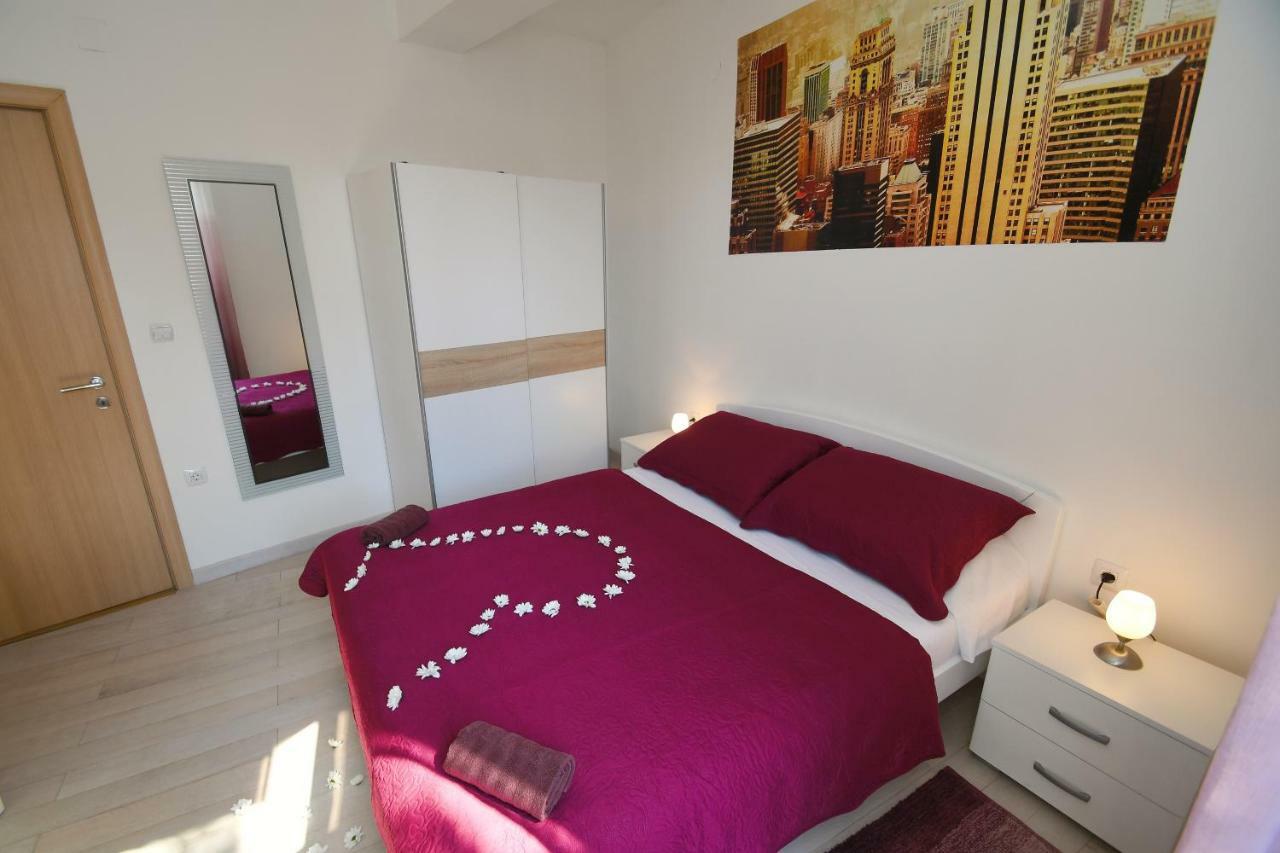 Apartment Libra With Sea View Opatija Bagian luar foto