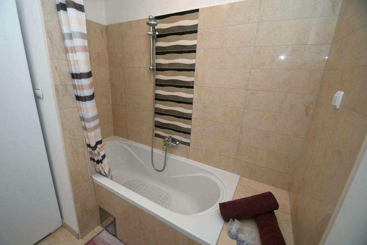 Apartment Libra With Sea View Opatija Bagian luar foto