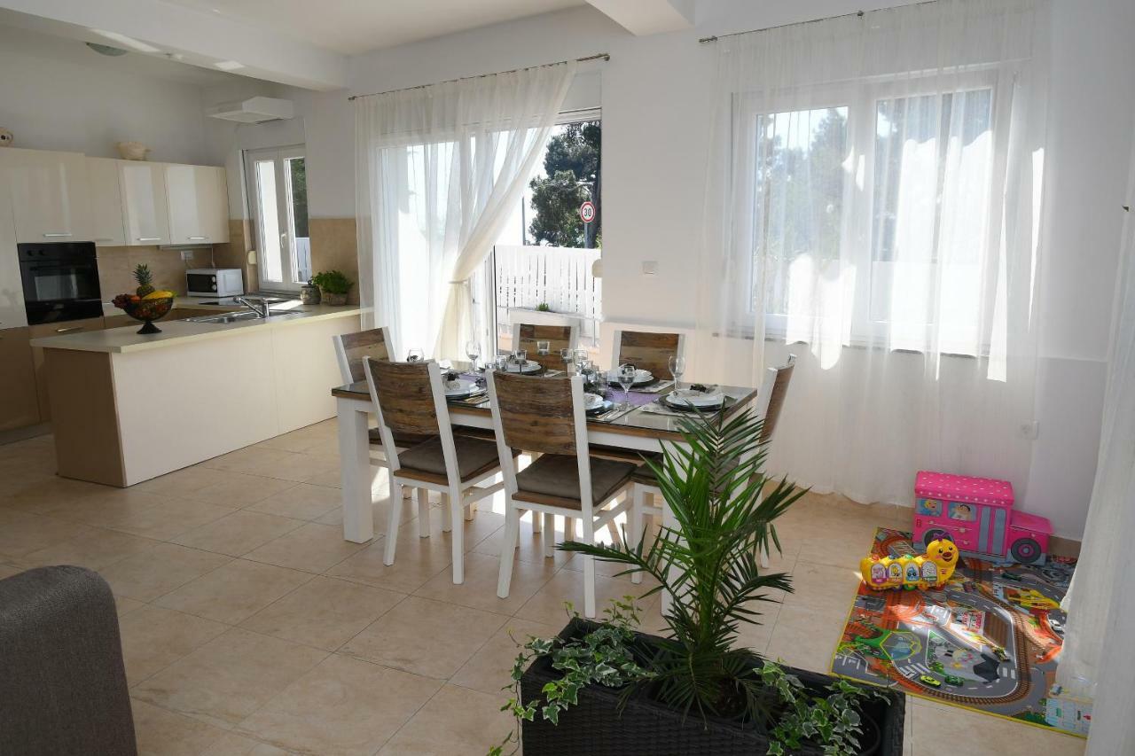 Apartment Libra With Sea View Opatija Bagian luar foto