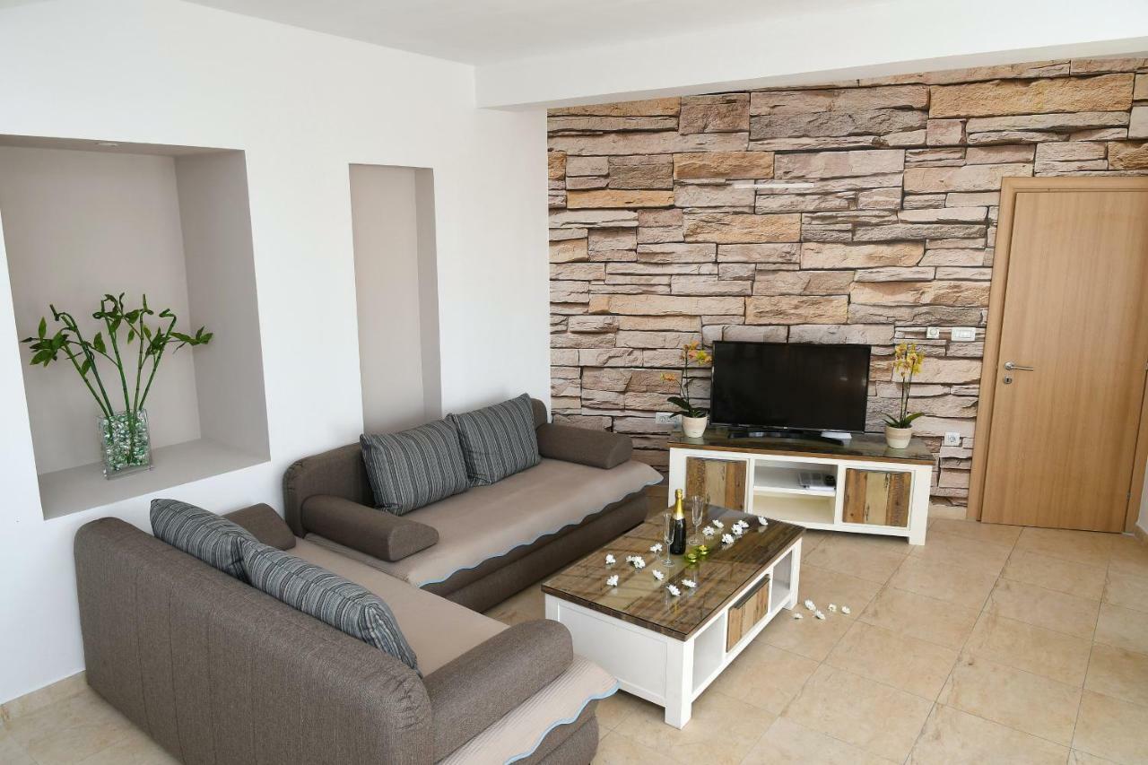 Apartment Libra With Sea View Opatija Bagian luar foto