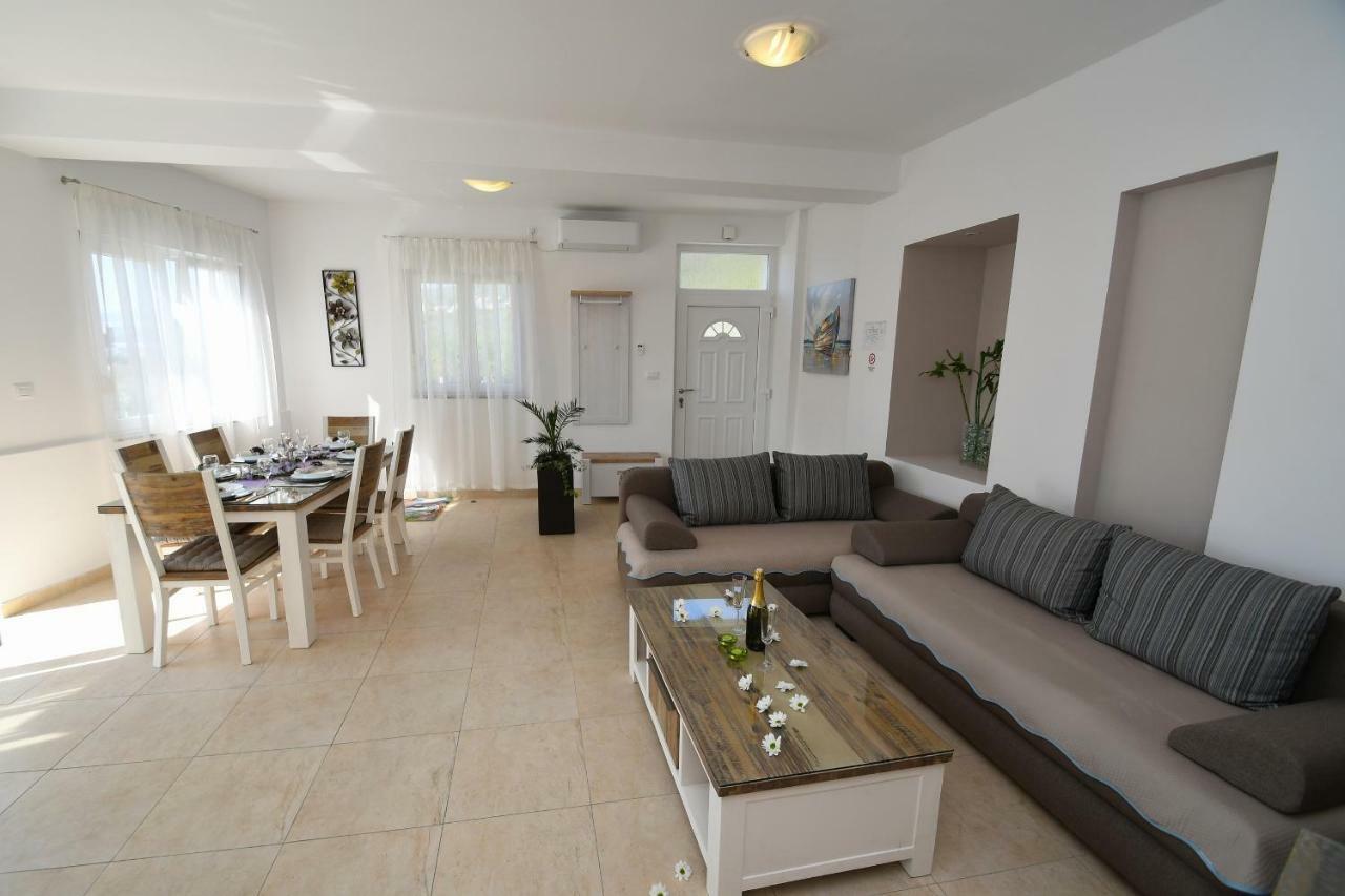 Apartment Libra With Sea View Opatija Bagian luar foto